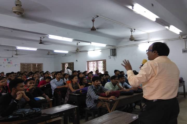 New Alipore College campus in Kolkata, West Bengal, India — photo 2
