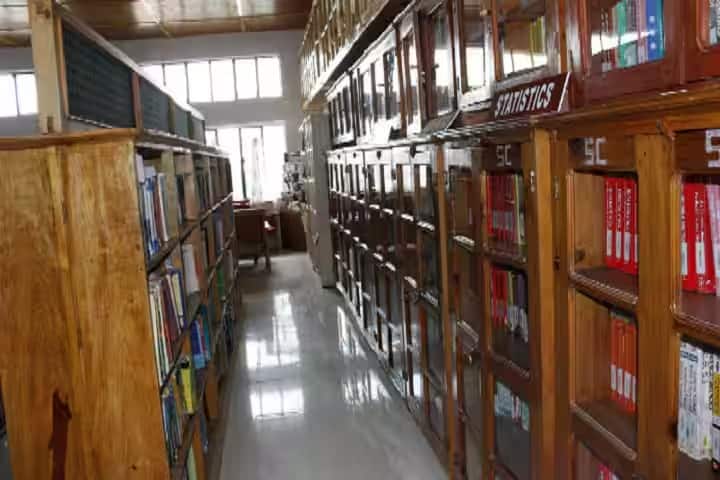 Shillong College campus in Shillong, Meghalaya, India — photo 3