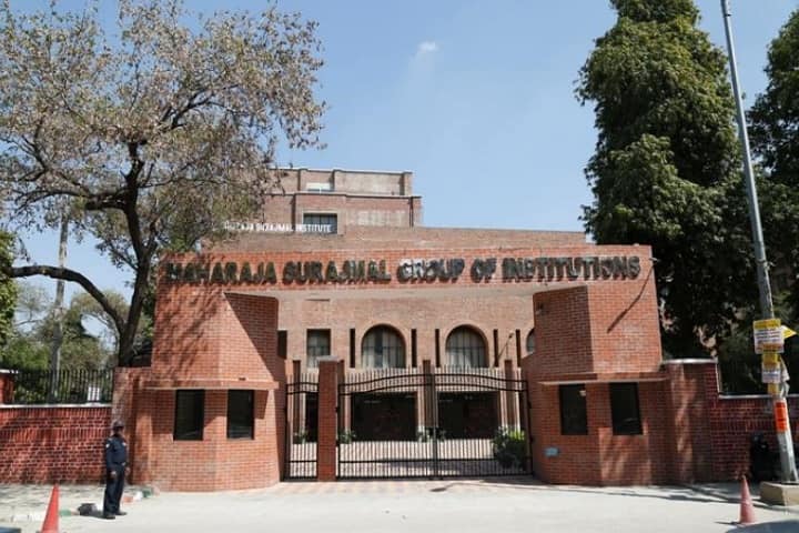 Maharaja Surajmal Institute campus in New Delhi, Delhi, India — photo 2