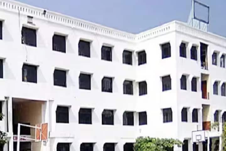 City Academy Degree College campus in Lucknow, Uttar Pradesh, India — photo 1