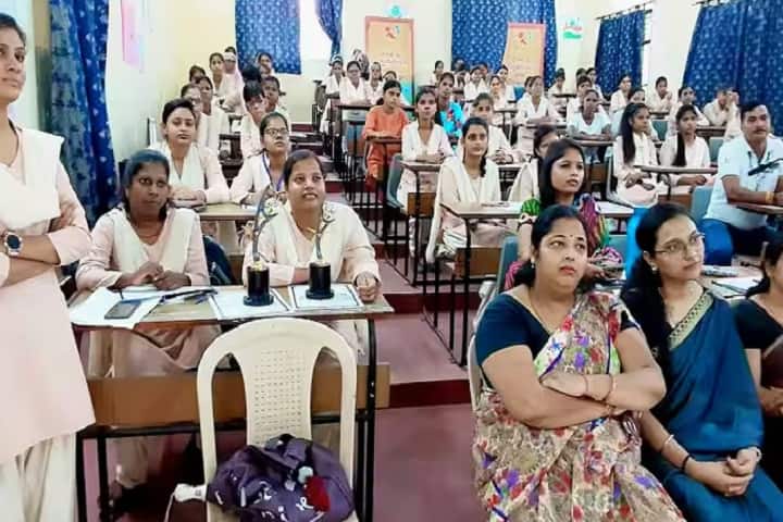 Saroj Lal Ji Mehrotra Bharatiya Vidya Bhavan Girls Degree College campus in Lucknow, Uttar Pradesh, India — photo 3