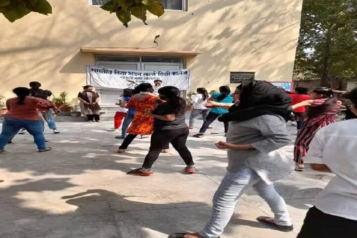 Saroj Lal Ji Mehrotra Bharatiya Vidya Bhavan Girls Degree College campus in Lucknow, Uttar Pradesh, India — photo 5