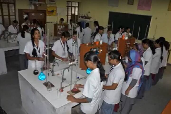 Shri Krishna Satsang Balika Mahavidyalaya campus in Sikar, Rajasthan, India — photo 4