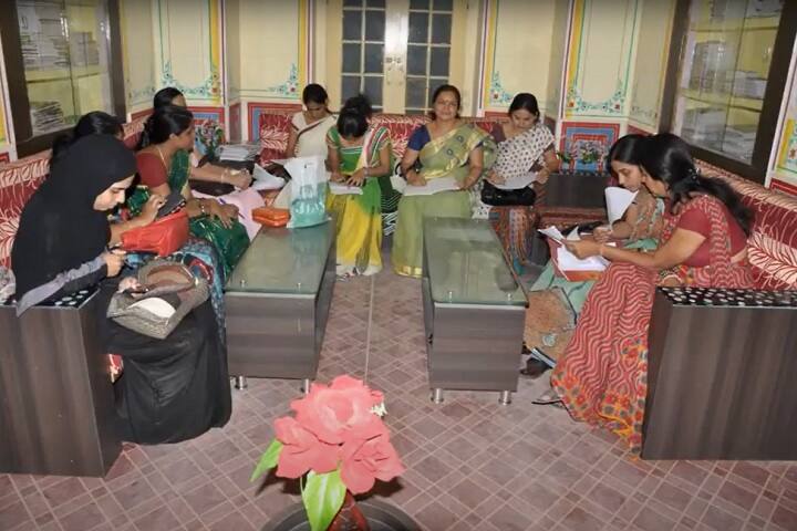 Shri Krishna Satsang Balika Mahavidyalaya campus in Sikar, Rajasthan, India — photo 5