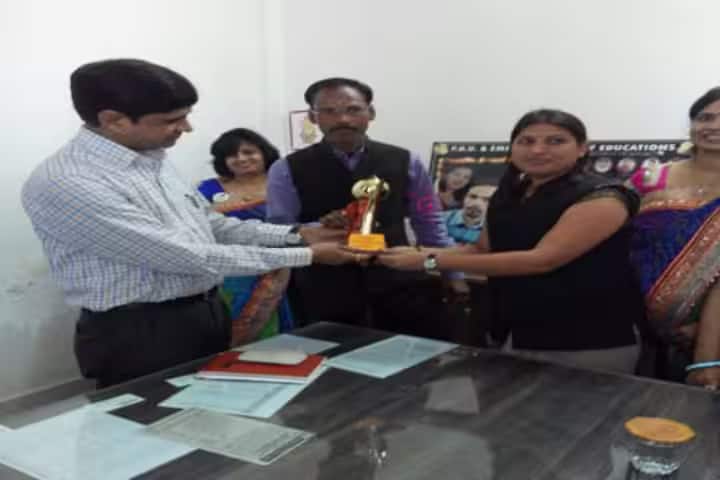 Pt Deendayal Upadhyay Girls B Ed College campus in Baran, Rajasthan, India — photo 3