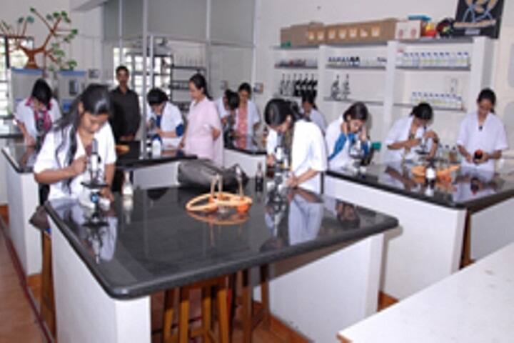 MMK and SDM Mahila Maha Vidyalaya campus in Mysuru, Karnataka, India — photo 5