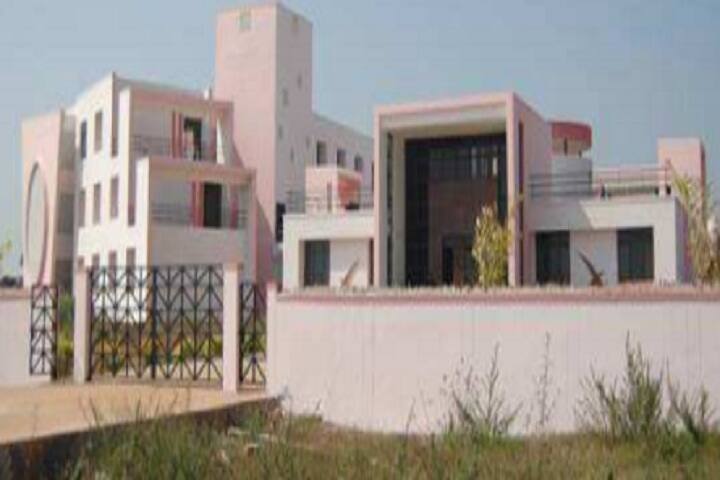 Dr YSR Horticultural University campus in Venkatramannagudem, Andhra Pradesh, India — photo 4
