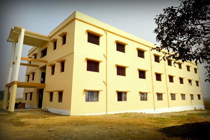 Jagadish Chandra Basu Sikshak Sikshan Mahavidyalaya campus in Howrah, West Bengal, India — photo 2