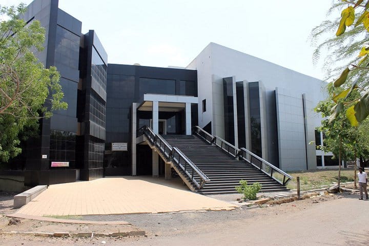 BLDEACET Bijapur campus in Vijayapura, Karnataka, India — photo 2
