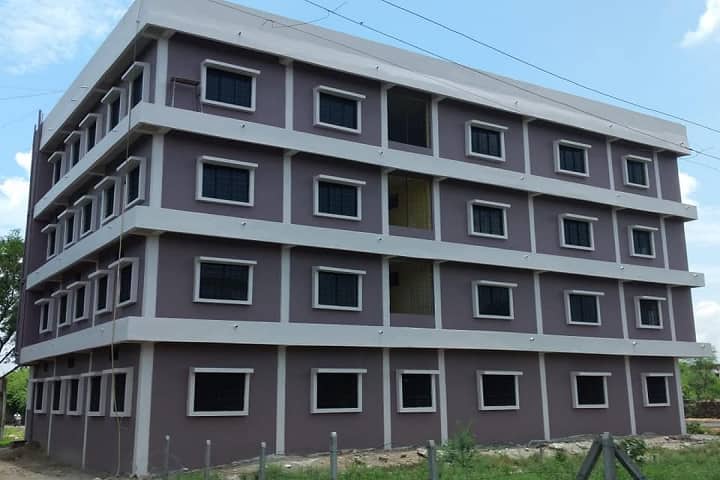 Ramkrishna Wagh Arts and Commerce College campus in Nagpur, Maharashtra, India — photo 1