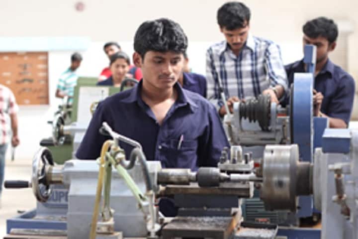 Smt Kamala and Sri Venkappa M Agadi College of Engineering and Technology campus in Gadag, Karnataka, India — photo 5