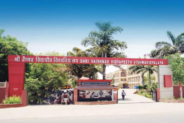 Shri Vaishnav Vidyapeeth Vishwavidyalaya campus in Indore, Madhya Pradesh, India — photo 1