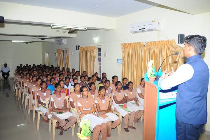 Srimath Sivagnana Balaya Swamigal Tamil Arts Science College campus in Mailam, Tamil Nadu, India — photo 3