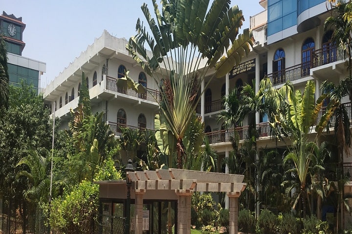 Rajiv Gandhi Institute of Technology campus in Bangalore, Karnataka, India — photo 1