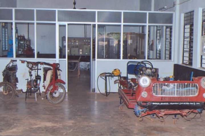 Shree Vidyadhiraj Polytechnic campus in Mangalore, Karnataka, India — photo 2