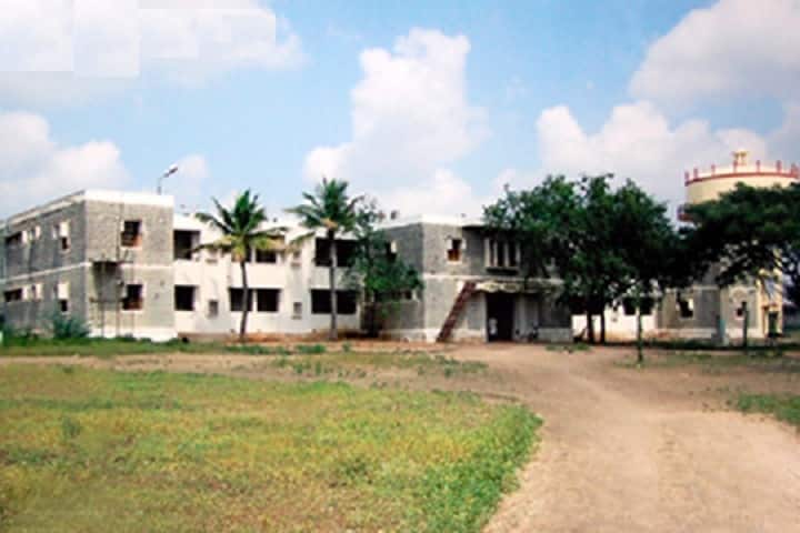 Shri Vijay Mahantesh Arts Science and Commerce College, Bagalkot campus in Ilkal, Karnataka, India