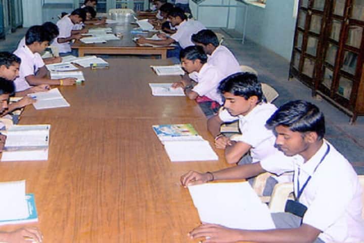 Shri Vijay Mahantesh Arts Science and Commerce College campus in Ilkal, Karnataka, India — photo 4