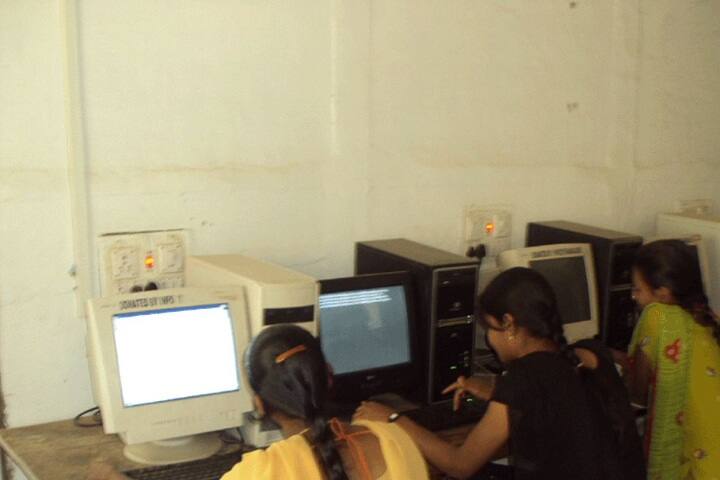 SJMV BAJSS Arts and Commerce College for Women campus in Ranebennur, Karnataka, India — photo 6