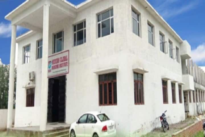 Modern Global Nursing Institute campus in Haridwar, Uttarakhand, India — photo 1
