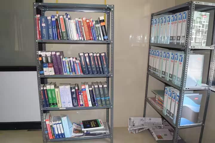 Maharashtra Post Graduate Institute of Medical Education and Research campus in Nashik, Maharashtra, India — photo 5