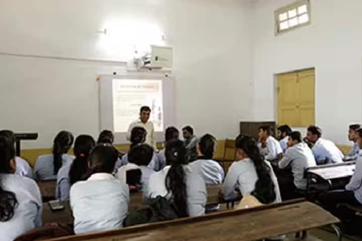KMPM Vocational College campus in Jamshedpur, Jharkhand, India — photo 2