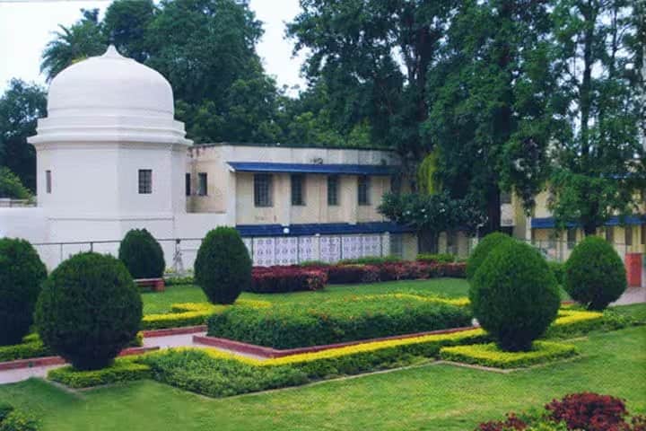 Maulana Azad College of Arts Science and Commerce campus in Aurangabad, Maharashtra, India — photo 3