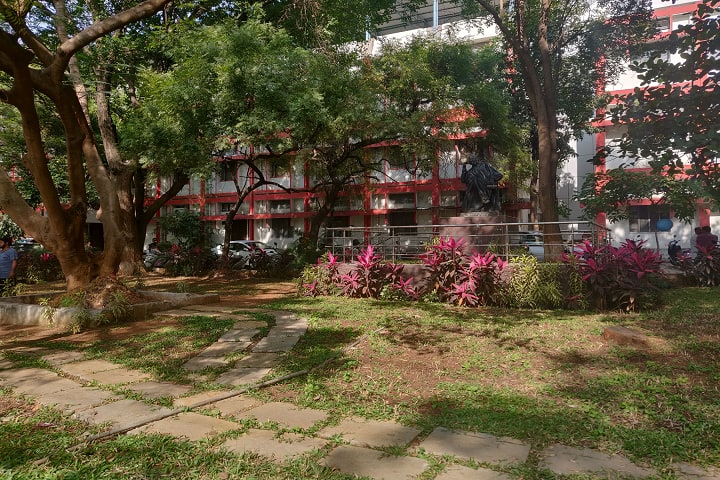 JSPS Government Homeopathic Medical College campus in Hyderabad, Telangana, India — photo 6