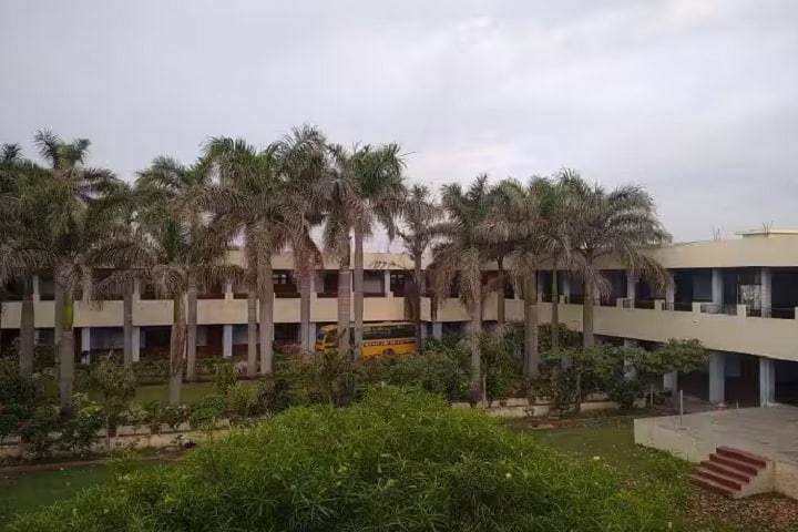 Guru Nanak College campus in Phagwara, Punjab, India — photo 1