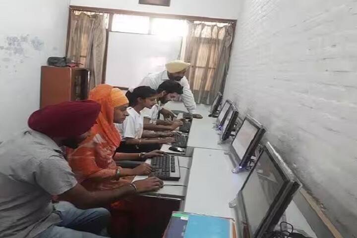 Guru Nanak College campus in Phagwara, Punjab, India — photo 6