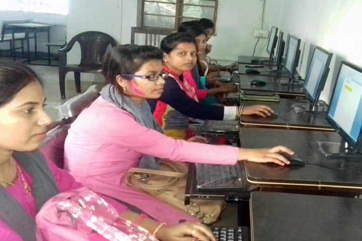 Ramesh Jha Mahila College campus in Saharsa, Bihar, India — photo 2