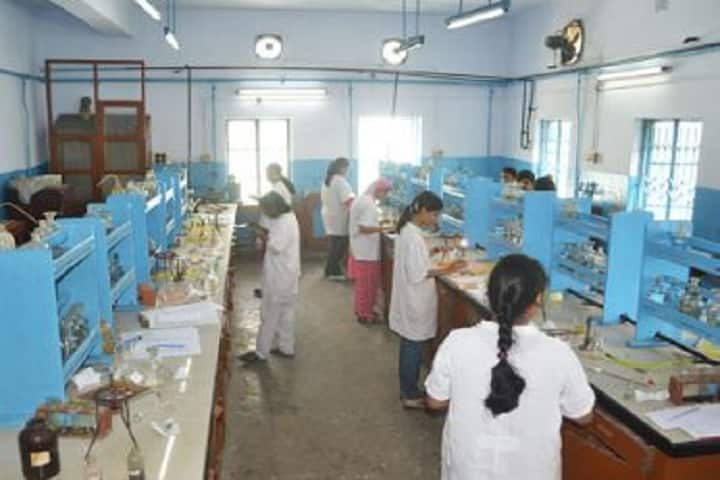 Raja Peary Mohan College campus in Uttarpara Kotrung, West Bengal, India — photo 2