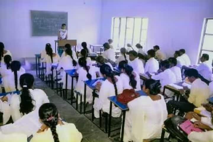 Vivekananda College of Education campus in Lakhanpur, Jammu and Kashmir, India — photo 3