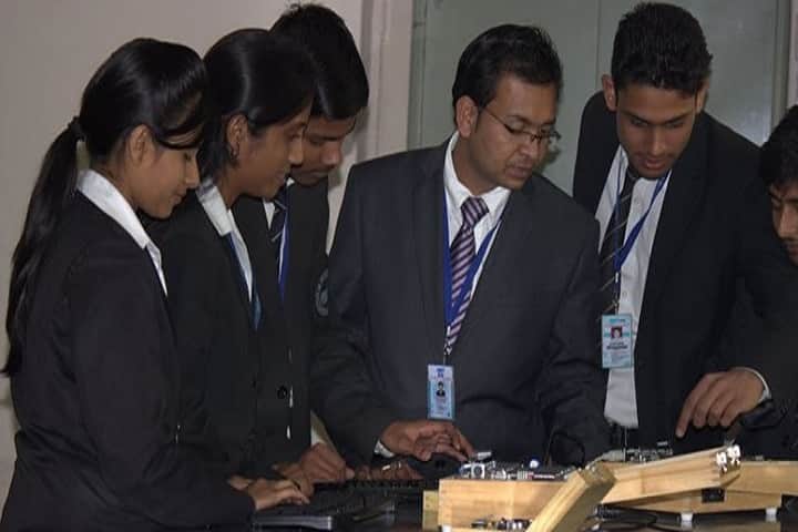 IPS College of Technology and Management campus in Gwalior, Madhya Pradesh, India — photo 4