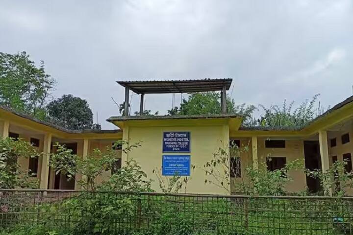 Tingkhong College campus in Dibrugarh, Assam, India — photo 6