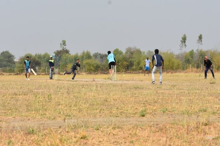 Vadodara Institute of Engineering campus in Vadodara, Gujarat, India — photo 4