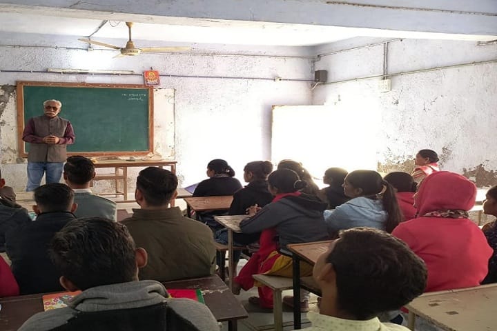 Shri Kishandas Kikani Arts and Commerce College campus in Dhandhuka, Gujarat, India — photo 2