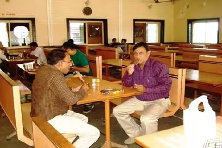 Shri Kishandas Kikani Arts and Commerce College campus in Dhandhuka, Gujarat, India — photo 4