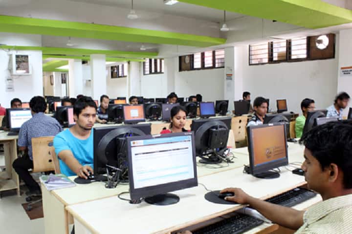 Mittal School of Business LPU Phagwara campus in Phagwara, Punjab, India — photo 3