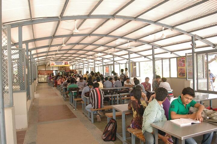 Acharya Motibhai Patel Institute of Computer Studies campus in Mehsana, Gujarat, India — photo 5