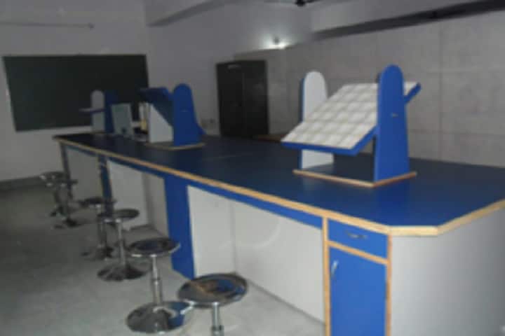 Tarkeshwar Narain Agrawal Teachers Training College campus in Arrah, Bihar, India — photo 6