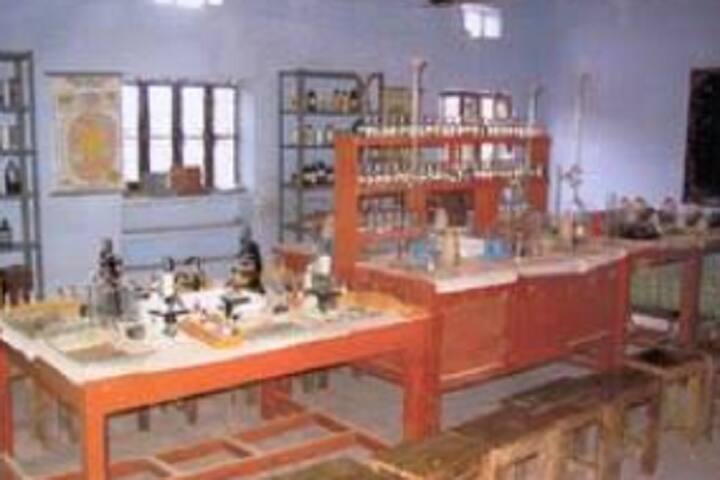 Vivekanand Mahila Shikshak Prashikshan Mahavidyalaya campus in Dholpur, Rajasthan, India — photo 2