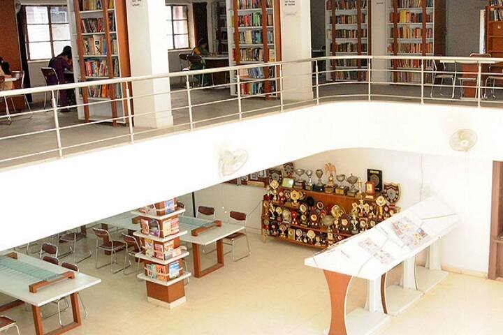 RR Bawa DAV College for Girls campus in Gurdaspur, Punjab, India — photo 5