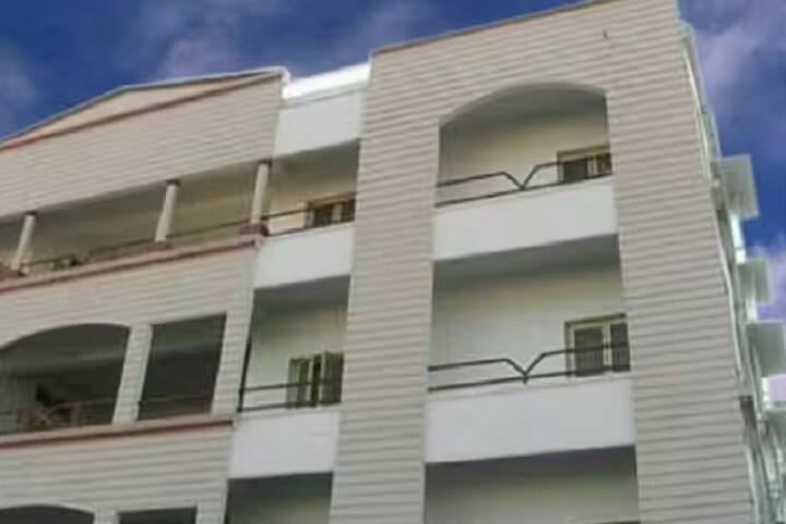 MVR Degree College campus in Visakhapatnam, Andhra Pradesh, India — photo 1