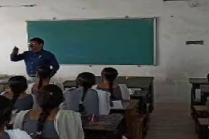 MVR Degree College campus in Visakhapatnam, Andhra Pradesh, India — photo 2