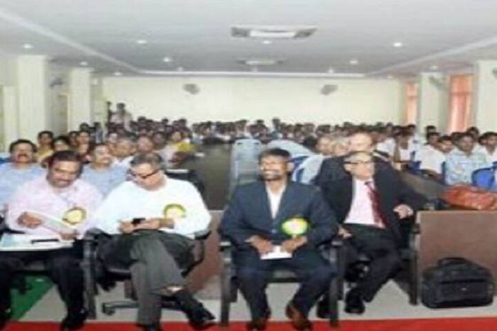 MVR Degree College campus in Visakhapatnam, Andhra Pradesh, India — photo 3