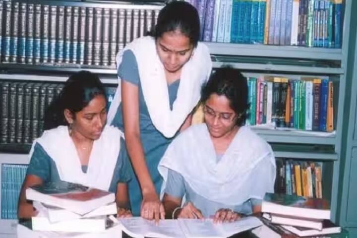 MVR Degree College campus in Visakhapatnam, Andhra Pradesh, India — photo 4