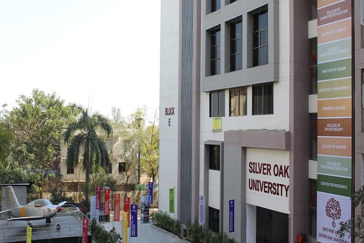 Silver Oak College of Nursing campus in Ahmedabad, Gujarat, India — photo 1