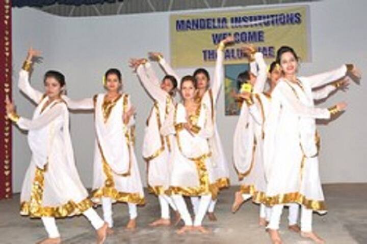 Smt Indramani Mandelia Shiksha Niket campus in Pilani, Rajasthan, India — photo 6