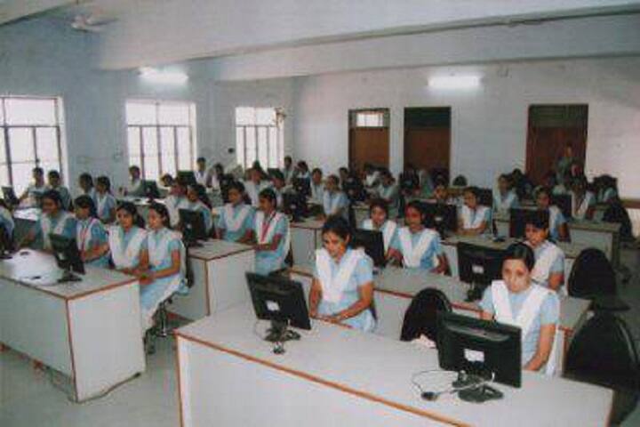 Smt Sushila Devi Mathur PG Girls College campus in Bhilwara, Rajasthan, India — photo 3