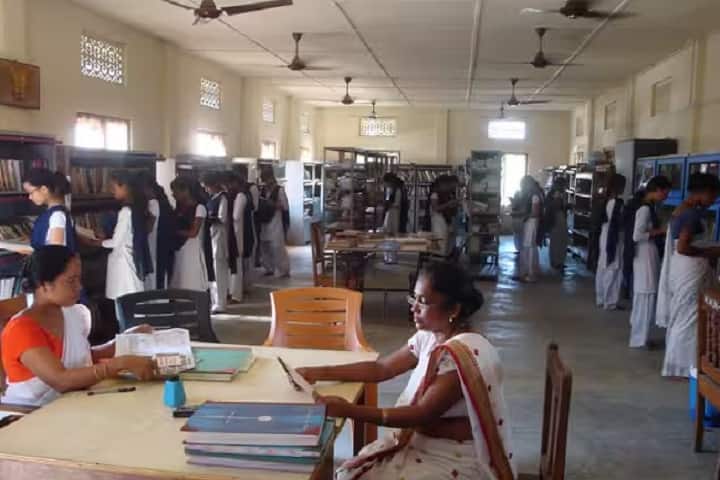 Moran Mahila Mahavidyalaya campus in Moranhat, Assam, India — photo 5